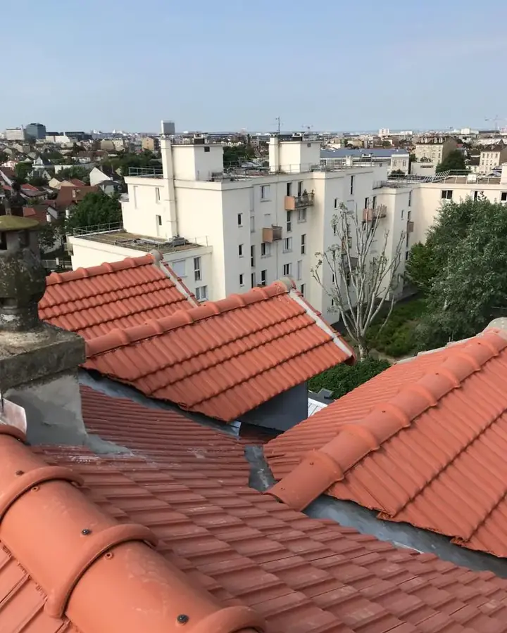 Couverture tuile, lucarnes et VELUX à La Garenne-Colombes, vue du chantier terminé
