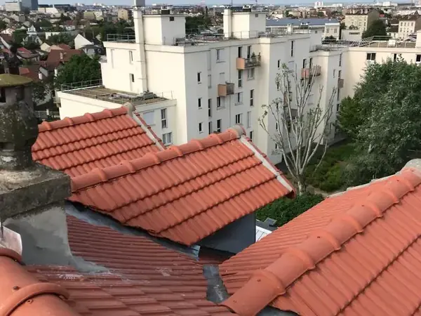 Couverture tuile, lucarnes et VELUX à La Garenne-Colombes, photo 5 sur 12 : toiture finie lucarnes faitieres noues zinc