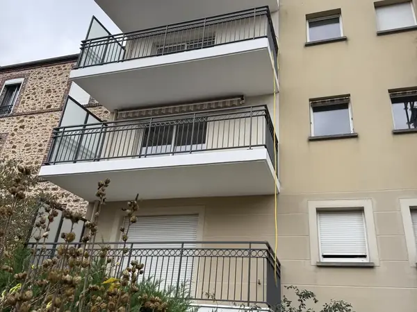 Étanchéité de balcons en copropriété à Paris 3e, photo 10 sur 12 : balcons sous faces refaites apres etancheite
