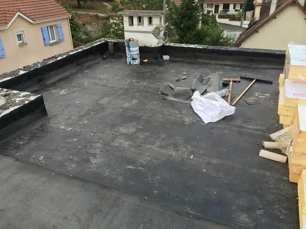 Étanchéité de terrasse et de toit plat à Chatou, photo 17 sur 18 : etancheite toit plat chatou membrane bitumineuse chantier