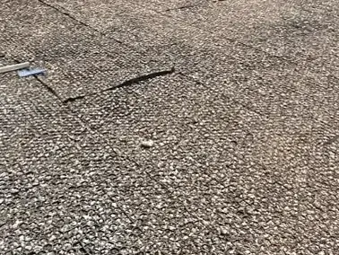 Étanchéité de toit terrasse d'une école à Neuilly-sur-Seine, photo 5 sur 14 : protection gravillon nattes drainantes toiture
