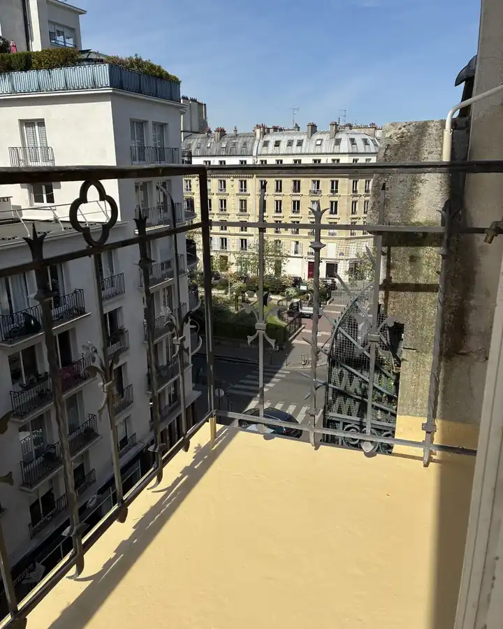 Étanchéité résine sur balcon à Paris 16e, chantier réalisé par France Pro Étanchéité