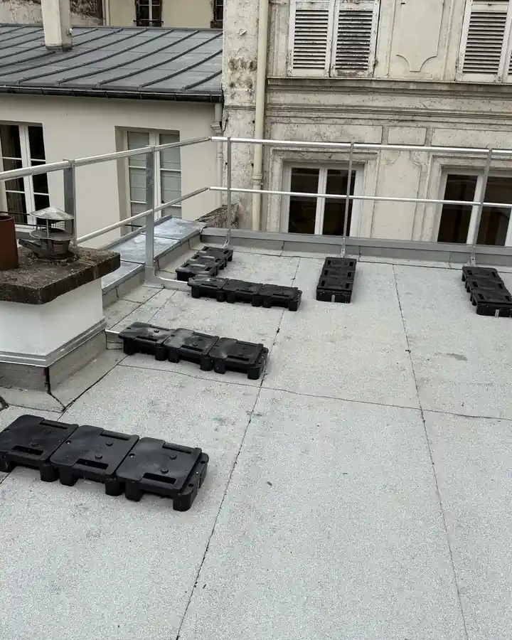 Rénovation d'étanchéité de toit terrasse à Paris 8e, chantier réalisé par France Pro Étanchéité