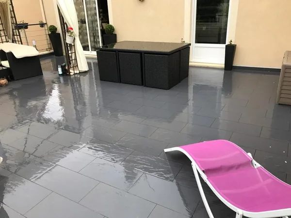Terrasse carrelée terminée à Chatou